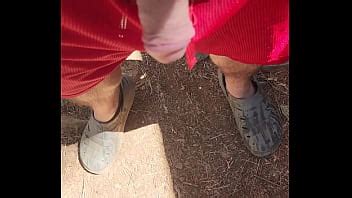 Kaso Pissing Outdoors XVIDEOS