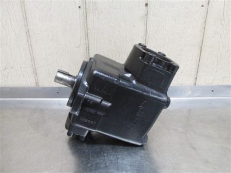 Vickers V A A R Hydraulic Vane Pump Gpm Rpm Cu