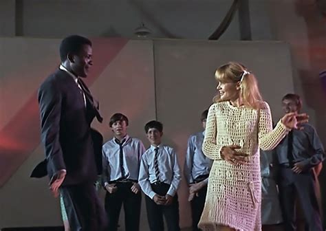 To Sir With Love starring Sydney Poitier: #SaturdayMatinee