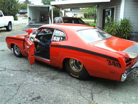 Drag Racing Plymouth Duster