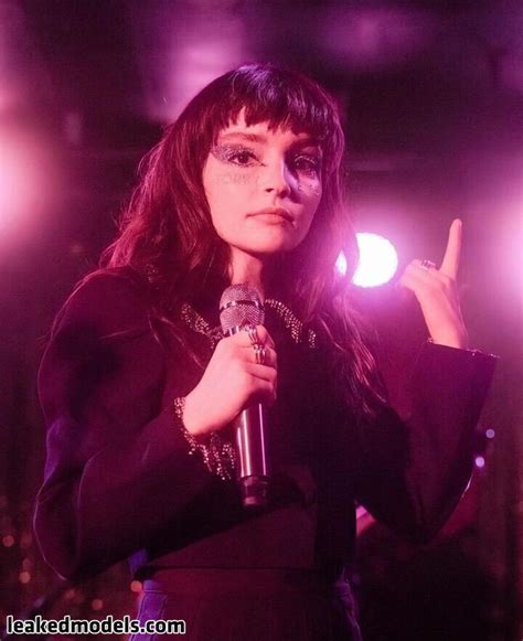 Lauren Mayberry Laurenevemayberry Nude Leaks Onlyfans Photo