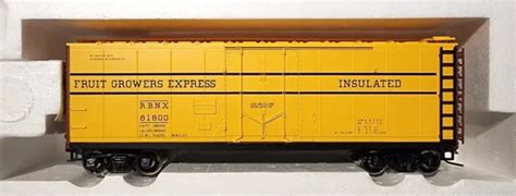 Atlas O Scale Fruit Growers Express 40 Plug Door Box Car Weathered