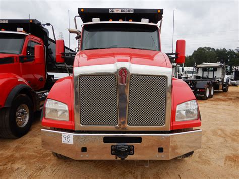 2016 KENWORTH T880 Dump Truck