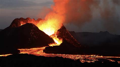 Flugausf Lle Durch Vulkanausbruch Auf Island Reisetopia Ch