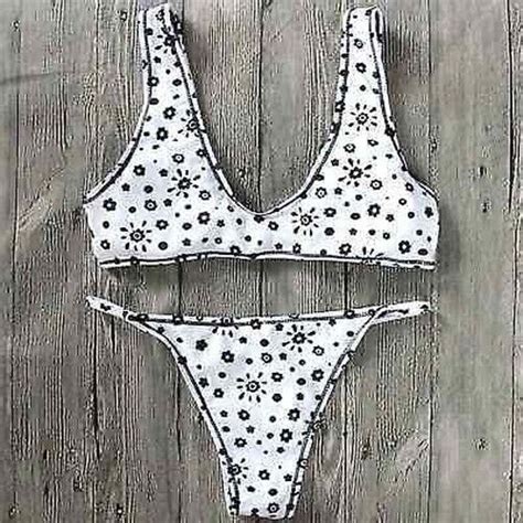 Mode Mer Costume Deux Pièces Bikini Slips Bandeau Triangle Blanc