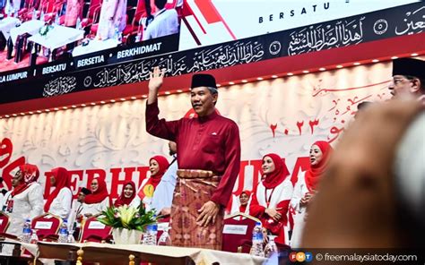 Umno Needs To Champion Modern Malay Agenda Says Tok Mat FMT