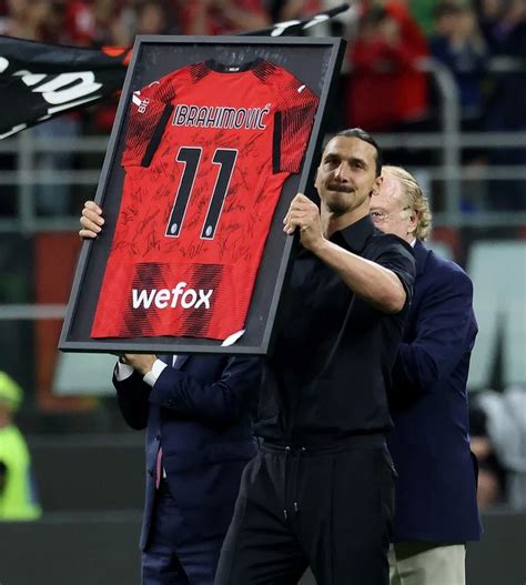 Swedish Zlatan Ibrahimovic Retired From Football In An Emotional