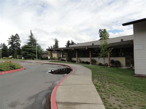 Bellevue's International School in Top 10 of U.S. News High School ...