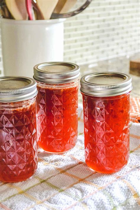 Moms Quick And Easy Hot Pepper Jelly • Ugly Duckling House