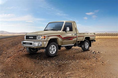 Toyota Land Cruiser Pick Up Images View Complete Interior Exterior