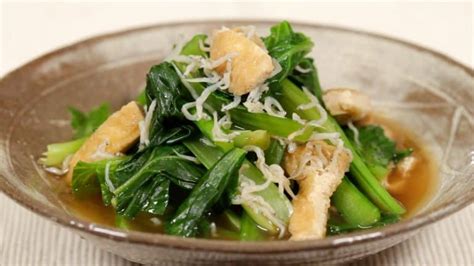 小松菜煮浸しの作り方 さっと作れてたっぷり野菜が取れるレシピ クッキングウィズドッグ