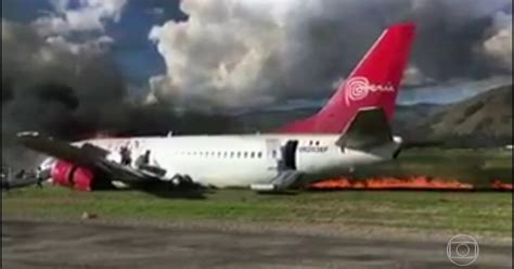 Jornal da Globo Avião da Peruvian Airlines pega fogo ao pousar no