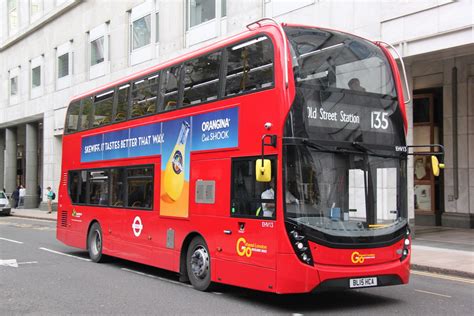 138168 Docklands Buses LN BL15HCA Canary Wharf London Ken