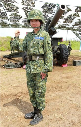 陸軍澎防部混砲營一連中尉輔導長李宛庭｜娛樂圖輯｜娛樂星聞 Starsetncom