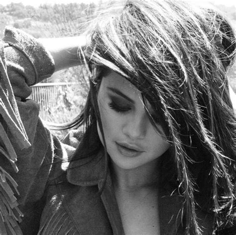 [news] Selena Gomez Sexy Comme Jamais Dans Un Nouveau Photoshoot