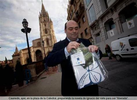 E T Oviedo Tradición e Innovación La Regenta se echa a la calle