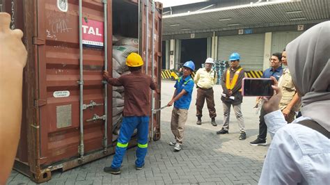 Jelang Idul Adha Satgas Pangan Polri Awasi Proses Importasi Gula Di