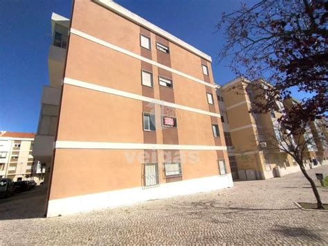 Apartamento T2 à venda em Baixa da Banheira Baixa da Banheira e Vale