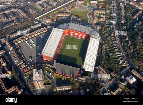 Charlton athletic stadium hi-res stock photography and images - Alamy