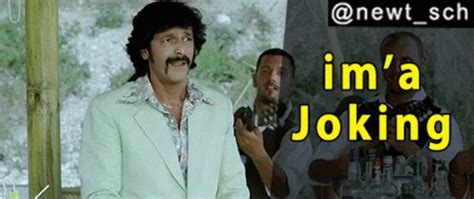 Housefull2010 Chunky Pandey GIF - Housefull2010 ChunkyPandey AakhriPasta - Discover & Share GIFs ...