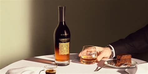 15 Best Whisky In The World: The Brands To Drink (2022)