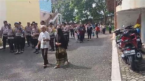 Kebanjiran Akibat Tanggul Perubahan Jebol Emak Emak Demo Kantor Citra