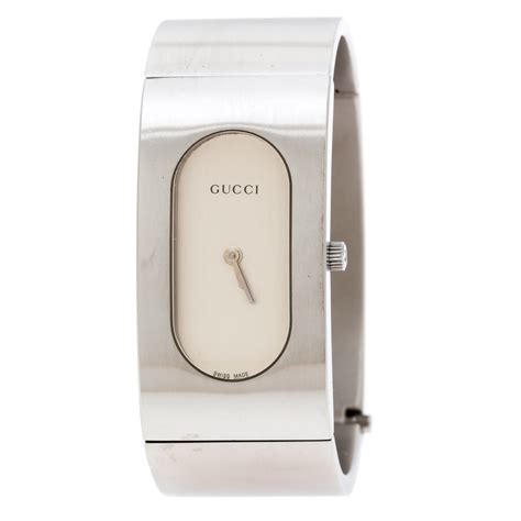 Gucci Silver Stainless Steel Vintage 2400l Womens Wristwatch 22 Mm Gucci The Luxury Closet