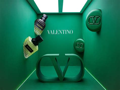 Valentino Beauty Sparkle Your Reality Pop Up Store WindowsWear