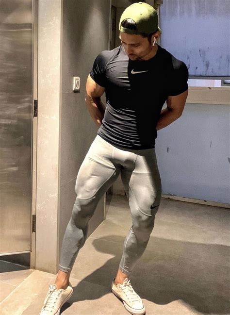 Men In Spandex Lycra Training Gear Since 2011 All Pics Found On The