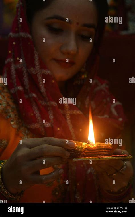 Pakistani Hindu Community Performing Religious Ritual During Diwali