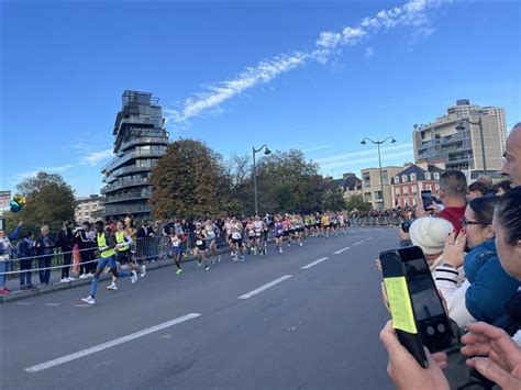 Marathon vert top départ pour 42 195 km dans les rues de Rennes