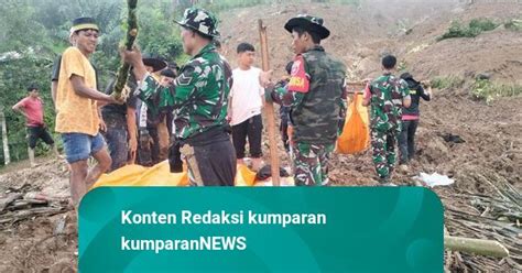 Foto Tim Sar Evakuasi 18 Korban Tewas Longsor Tana Toraja