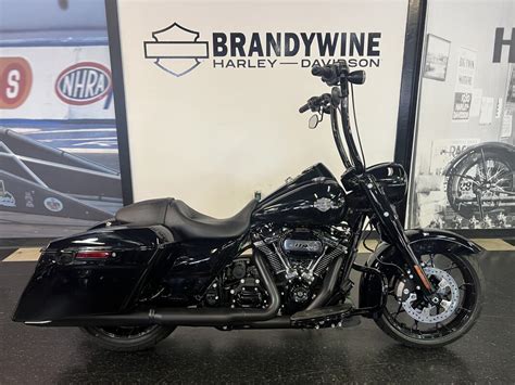 Harley Davidson Road King Special Vivid Black Flhrxs Liberty