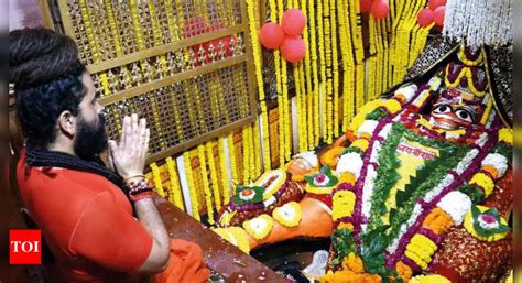 Bade Hanuman Bade Hanuman Temple Now Open As Flood Water Recedes