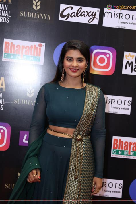 Aishwarya Rajesh Actress HD Photos Images Pics And Stills Indiglamour