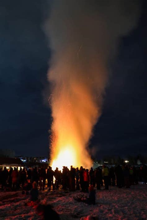 Eagles Th Night Bonfire Is Back In A New Location Vaildaily