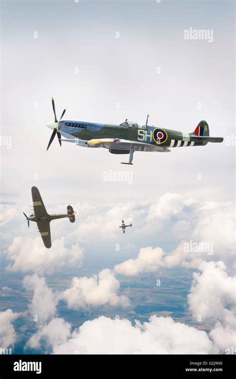 World War Two Supermarine Spitfire Fighter Airplanes Stock Photo Alamy