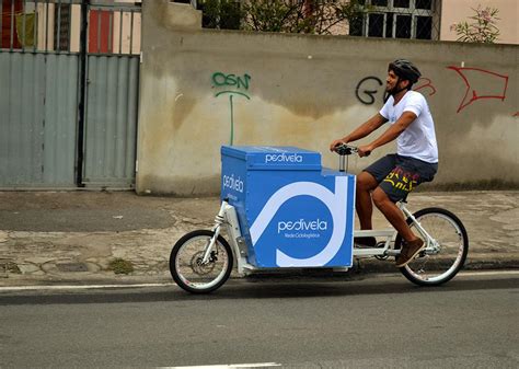 Empresa De Entregas Em Bike Ganha Pr Mio Internacional De Energia Limpa