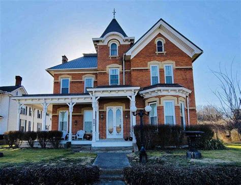 c. 1881 Italianate in Catlettsburg, KY - Old House Dreams