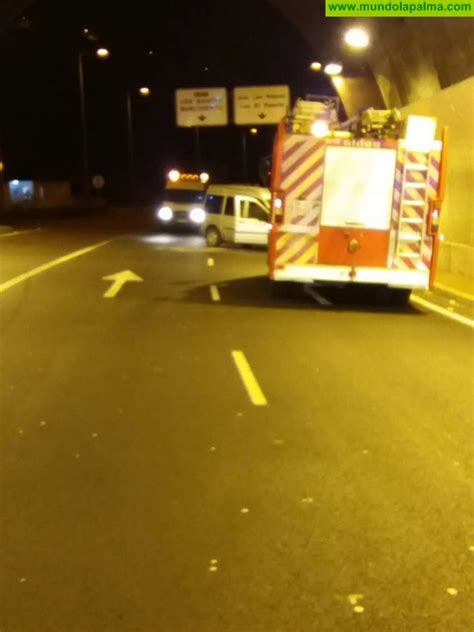 Colisión el pasado viernes de dos vehículos en Santa Cruz de La Palma