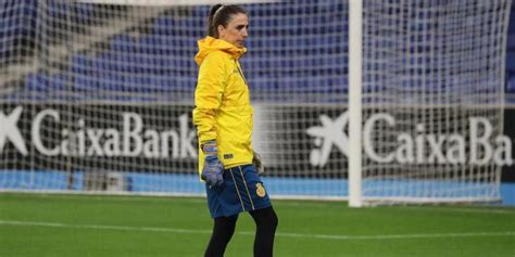 Fútbol femenino Triste historia de Pons arquera lesionada y despedida