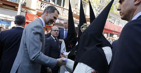 Felipe Vi Galardonado Por La Asociaci N Gremial Del Arte Sacro De Sevilla