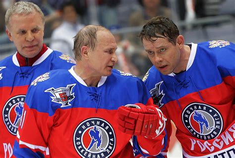 Destined to score: Putin's hockey nights - Russia Beyond