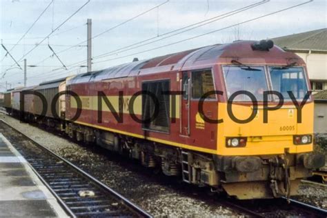 Uk Diesel Train Railway Photograph Of Class 60 60005 Loco Rm60 25 £1