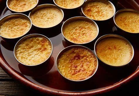 Flan de huevo receta de la abuela Postre casero al baño María