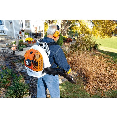 Br 500 Backpack Blower Powerful Gas Leaf Blowers Stihl Usa