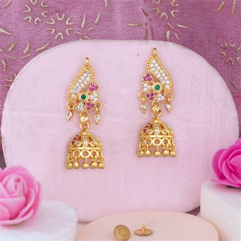 Premium Photo Indian Rajasthani Antique Gold Tone Traditional Stylish