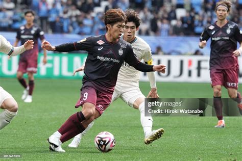 Frontale X Vissel Kobe - Tatsuki Seko of Kawasaki Frontale and Taisei Miyashiro of Vissel Kobe ...