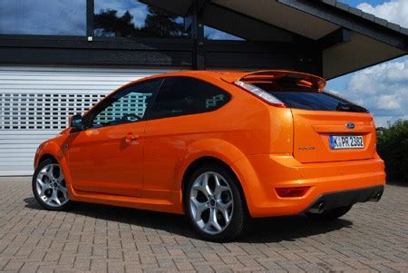 Ford Focus ST Orange Photo Gallery 5 9