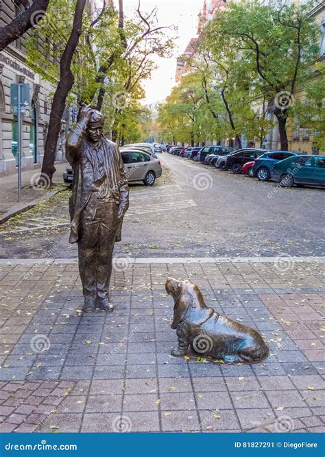 Lieutenant Columbo Statue In Budapest Editorial Photo | CartoonDealer ...